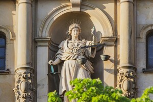 Юридичні консультації ветеранам — адвокат Юридична підтримка ветеранів — переговори адвоката
